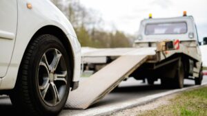 Read more about the article Need A Tow? These Boise Idaho Companies Are Open 24/7